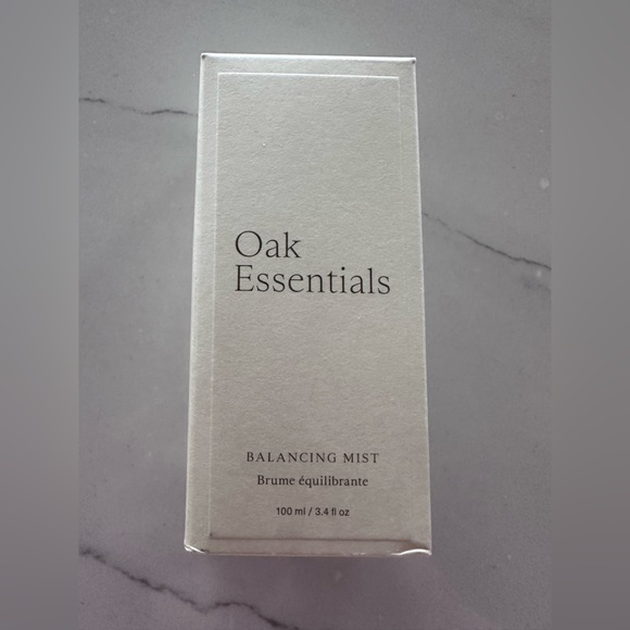 Oak Essentials x Jenni Kanye Full Size Balancing Toning Mist 100ml/3.4 fl oz $46 - Picture 4 of 14